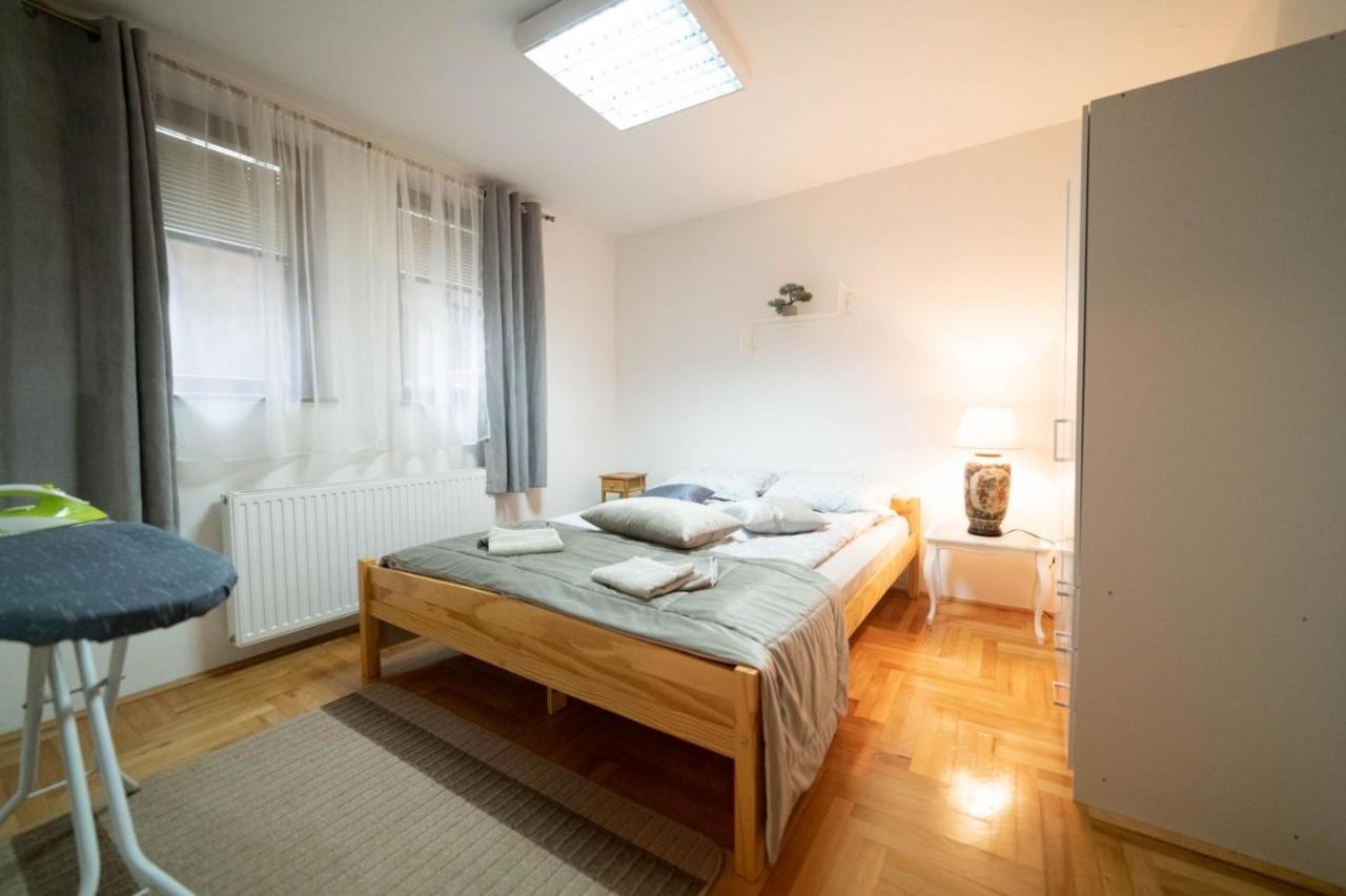 Apartman Yellow House SJJ Exterior photo