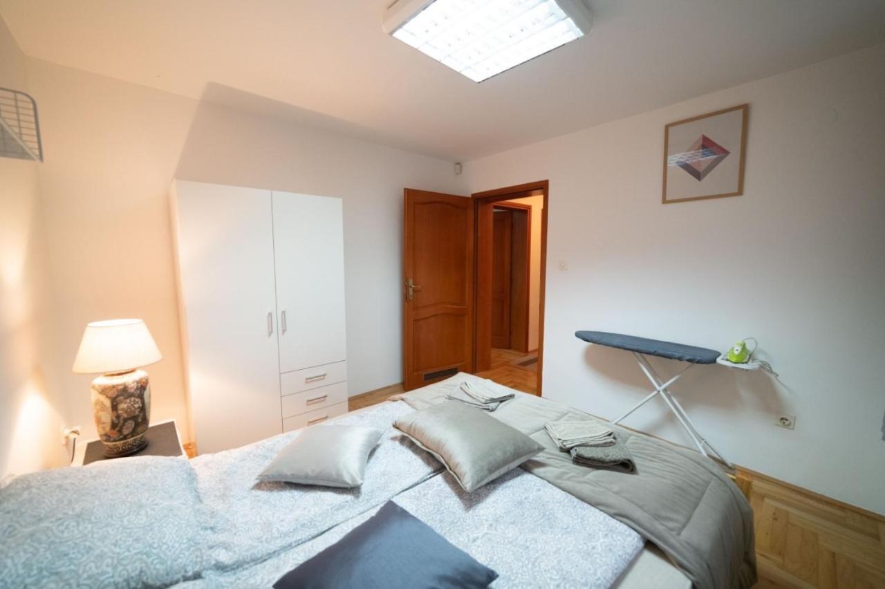 Apartman Yellow House SJJ Exterior photo