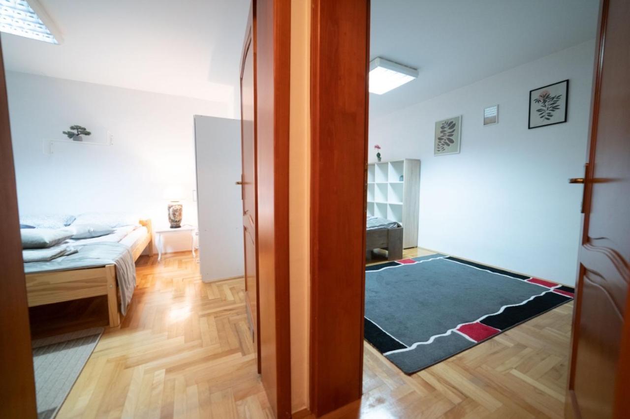 Apartman Yellow House SJJ Exterior photo