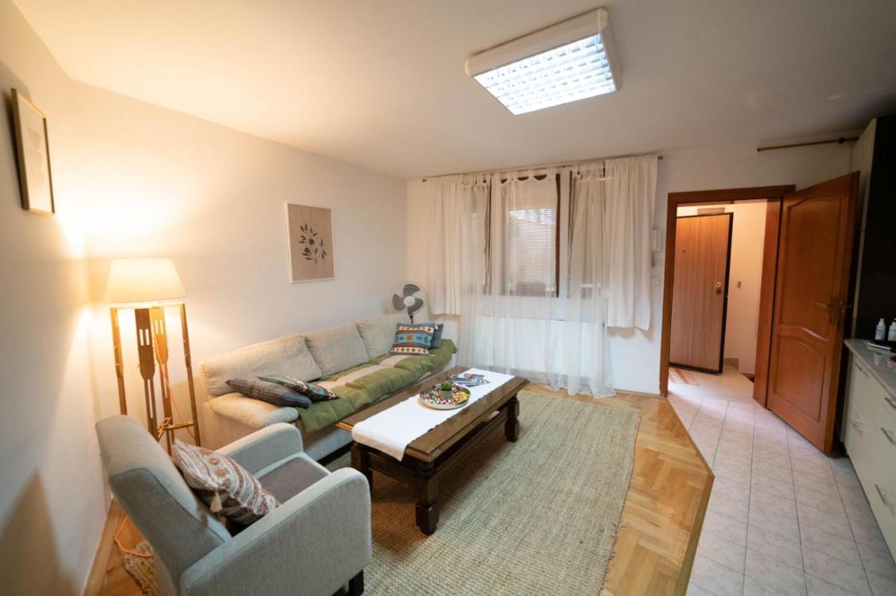 Apartman Yellow House SJJ Exterior photo