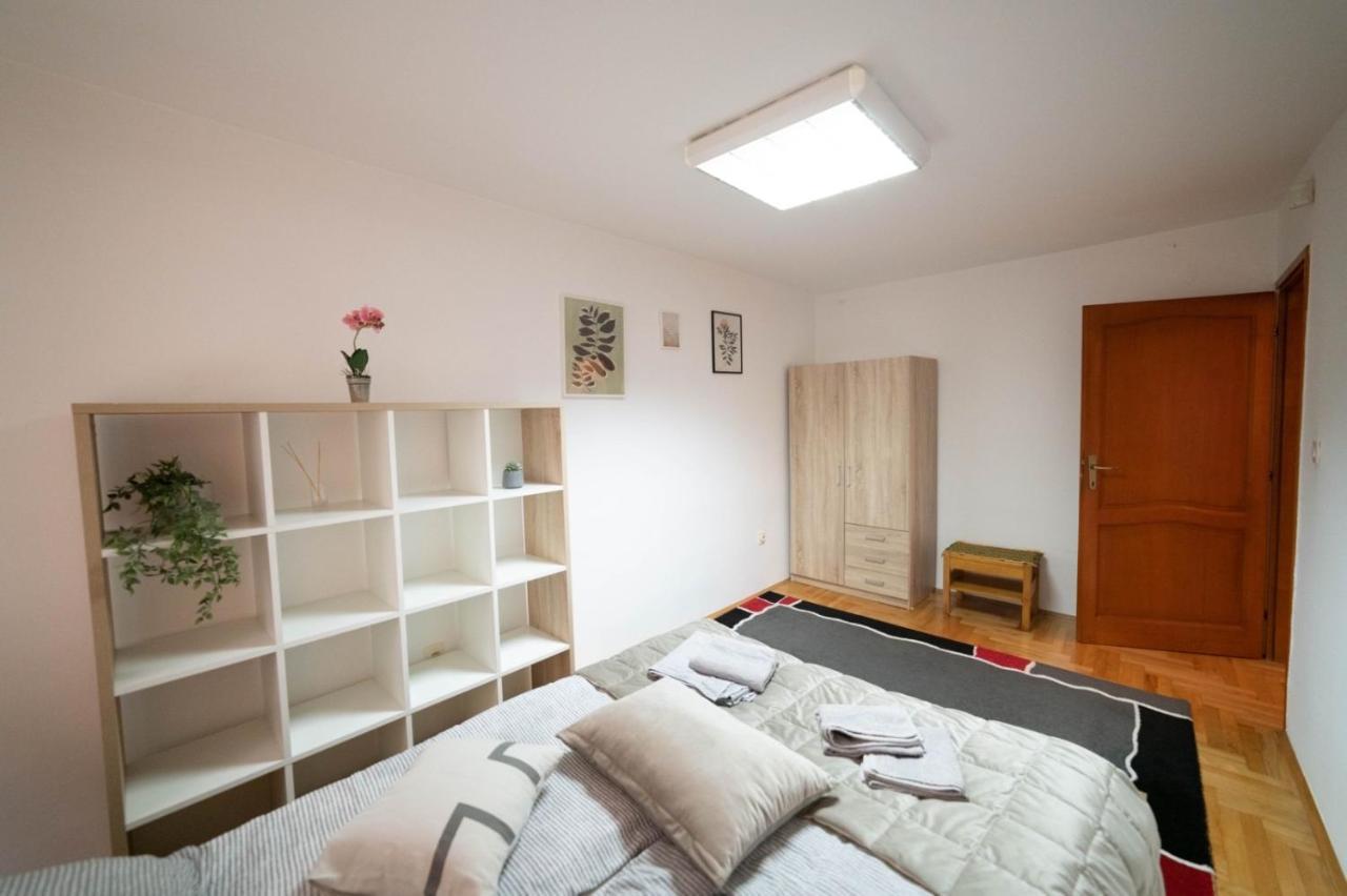 Apartman Yellow House SJJ Exterior photo
